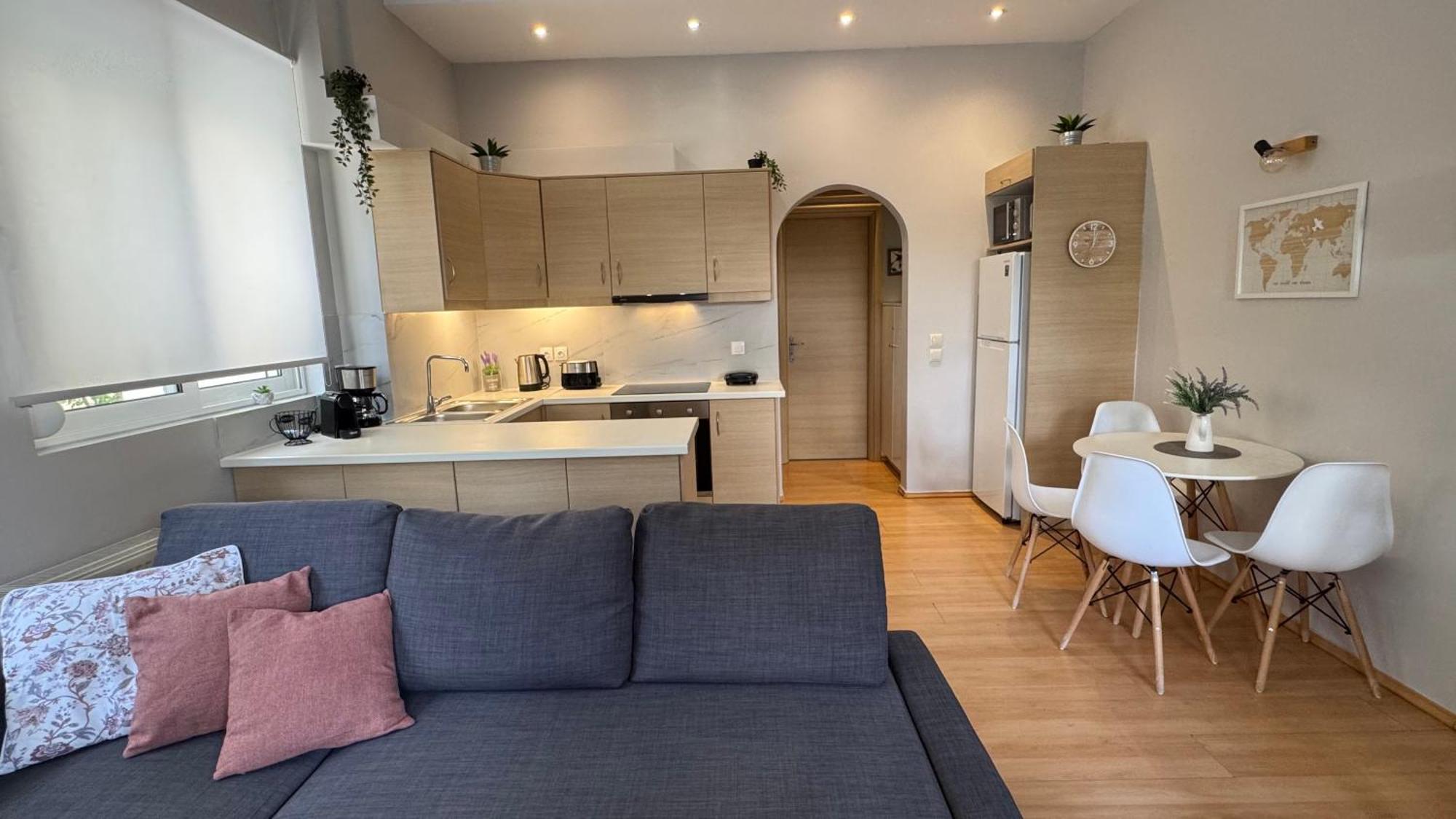 Elegant Glyfada Apartment-Private Garden-Near Metro Афины Экстерьер фото